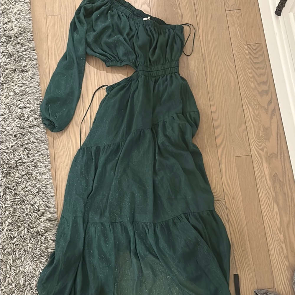 Elegant Green Off-Shoulder Dress